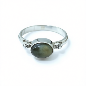 2.4 Grams <b>Labradorite</b> Fine <b>Ring</b> - Product Image 2