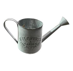 ดีไซน์วินเทจทันสมัย เป็นมิตรกับสิ่งแวดล้อม ทนทาน ทำจากเหล็กชุบสังกะสี ใช้สำหรับรดน้ำต้นไม้ในบ้านและสวน พร้อมฟังก์ชั่นพ่นน้ำตกแต่ง - Product Image 2