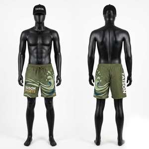 Shorts de baño premium de poliéster de 140 GSM de secado rápido, color negro, con panel lateral sublimado y logotipo personalizado por transferencia térmica. - Product Image 5