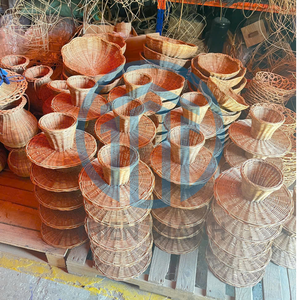 Ensemble de porte-ustensiles en jacinthe d'eau fait main avec panier à pain en bois et organiseur de couverts - Product Image 6