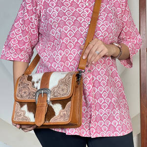 Wholesale Hand Tooled Genuine <b>Leather</b> Women Messenger Bags Luxury Style Floral Buckle Design Crossbody Female Shopping <b>Handbags</b> - Product Image 3