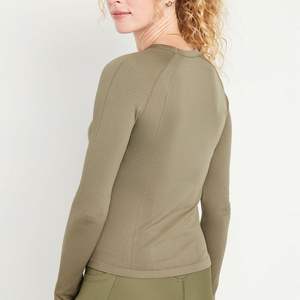 Vêtements de sport décontractés, best-sellers, impression par sublimation avec logo personnalisé, polyester et coton, coupe ajustée, t-shirts à manches longues pour femmes, été - Product Image 6