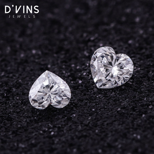 เพชรแล็บโกรว์ทรงหัวใจจาก D'vins Jewels ขายส่งสำหรับทำแหวนหมั้น (ต้นกำเนิดจากสุราษฎร์ธานี) - Product Image 1