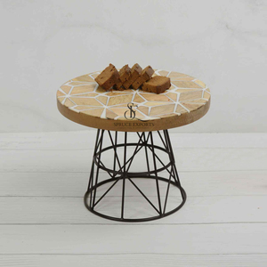 Modern Wood Resin Geometric Cake Stand Round Shape Dessert Display Platter With Gold Metal Legs For Party & Wedding Decor - Product Image 2