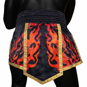 Pantalones Cortos de Entrenamiento de Muay Thai MMA para Hombre, Sublimación Personalizada, Satén Transpirable y Ligero, Logotipo Personalizado en la Parte Delantera - Product Image 5