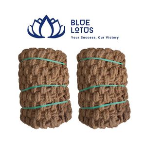 Tapis en fibre de coco tissée de haute qualité, durable, pour revêtement de sol et protection de porte - Product Image 1