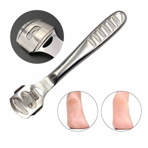 Râpe anti-callosités en acier inoxydable pour les pieds avec poignée ergonomique pour l'élimination des peaux sèches et usage professionnel en pédicure - Product Image 6