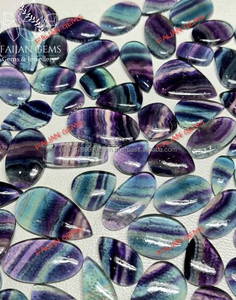 พลอยฟลูออไรต์ธรรมชาติหลายสีแบบหลวมคุณภาพสูงรถแท็กซี่เรียบตัดเครื่องประดับที่ผ่านการรับรองจากบุคคลที่สามผลิตตามขนาดฟรีไซส์ - Product Image 1