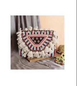 Sac à main en résine époxy attrayant, faible MOQ, artisanat fait main, pochette en résine de qualité supérieure pour femmes et jeunes filles, idéal pour les fêtes et les mariages - Product Image 1