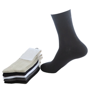 <b>Men's</b> Crew <b>Socks</b> 100% Cotton Breathable Knitted Solid Regular Style Daily Wear Autumn Season Standard <b>Thickness</b> - Product Image 1