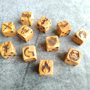 Dados de Madera de Primera Calidad para Juegos de Lujo y Coleccionistas Profesionales, Producto al por Mayor de Alto Volumen - Product Image 1