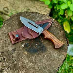 Cuchillos de Caza Hechos a Mano de Primera Calidad, Cuchillos de Supervivencia de Acero de Damasco con Hoja Fija para Campismo y Actividades al Aire Libre, con Funda de Cuero - Product Image 4