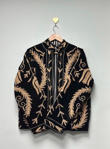 Veste en velours Suzani faite à la main, fraîche et neuve, broderie florale traditionnelle, style bohème hippie, veste courte pour femme, manteau d'hiver, blazer - Product Image 2