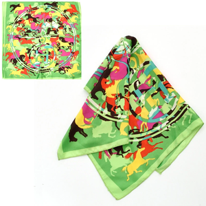 Bufandas cuadradas con estampado digital personalizado, tela ligera, accesorios de moda de primera calidad para mujer - Product Image 4