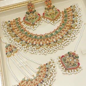 Fashionable Zircon Necklace Fashion Jewelry Sets Premium Bridal Jewelry Set Luxury Party Wear <b>Accessories</b> - Product Image 3