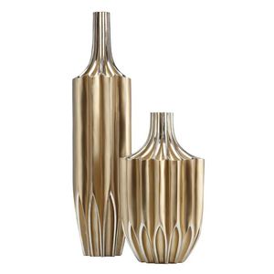 Sophisticated Iron Flower Arrangement Holder Designed For Modern Home Decor Wedding Decoration And Luxury Spaces - Product Image 1