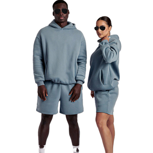Ensemble de survêtement unisexe 2 pièces pour l'hiver, sweat-shirt à capuche oversize et short pour femmes et hommes - Product Image 3