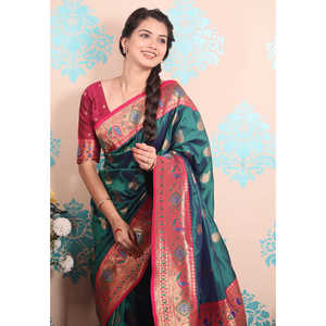 ผ้าไหมพิธานีสีเขียวลายยูงแกะสลักด้วยดิ้นทองคำ น้ำหนัก 650 กรัม เสื้อผ้าอินเดียและปากีสถาน - Product Image 4