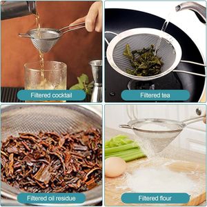 Paquete de 2 coladores pequeños de acero inoxidable con asas para infusión de té de hojas sueltas y para colar jugo de cócteles - Product Image 3