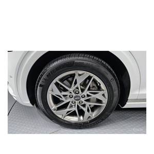 Genesis GV70 2024 2.5T Essence AWD 19 416 km Boîte de vitesses automatique Sièges en cuir Volant à gauche Caméra arrière - Product Image 5