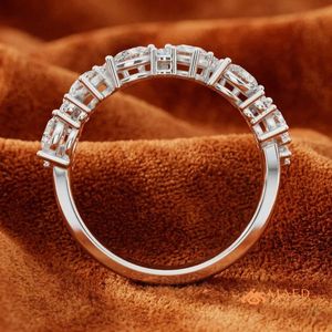 Anillo de Moissanita Plateado con Corte de Pera, Elegante Anillo de Compromiso para Mujer, Joyería de Lujo, Anillo de Moda Estilo NYC, Anillo de Regalo - Product Image 2