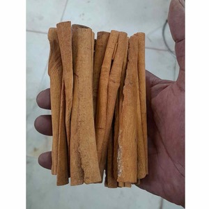 อบเชยฝาน กลิ่นหอมเข้มข้น สดใหม่จากการเก็บเกี่ยว  เปลือกธรรมชาติบริสุทธิ์ บรรจุอย่างพิถีพิถัน ปริมาณมาก สำหรับใช้เป็นส่วนผสมสมุนไพร - Product Image 2