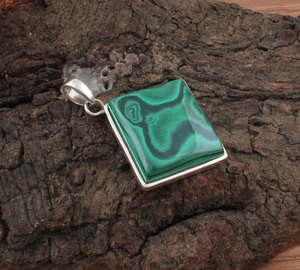 Collier en argent sterling 925 plaqué platine avec pendentif en zircon vert naturel vintage, motif organique, bijou de transformation - Product Image 2