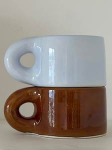 Juego de Tazas de Cerámica de Color Sólido, Diseño Minimalista, Resistentes al Calor, Aptas para Lavavajillas y Microondas, para Uso Doméstico - Product Image 1