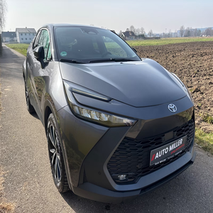 Toyota C-HR 2.0L VVT-i HEV Team Deutschland, SUV Compacto Híbrido, Eficiente en Consumo de Combustible, Transmisión Automática Inteligente - Product Image 1