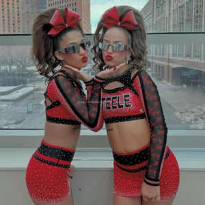 Vente en gros d'uniformes de pom-pom girl personnalisés Top et shorts avec strass personnalisés imprimés Performance Wear - Product Image 2