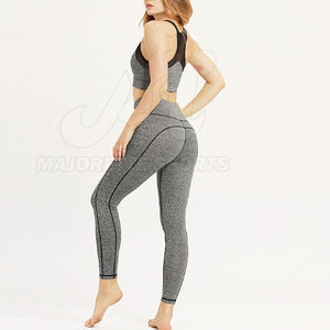 Vêtements de sport doux et de qualité supérieure pour femmes, ensemble de yoga avec broderie personnalisée, prix unique, design unique pour la meilleure vente - Product Image 2