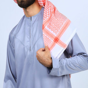 OEM <b>Thobe</b> Manufacturer Long Sleeve Islamic Garment Designed for Daily Wear and Private Label Production - Product Image 1