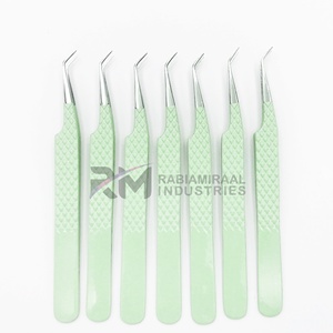 Pince à cils RABIAMIRAAL INDUSTRIES en acier inoxydable, manche vert, pointe de précision, angle de 45 degrés, anti-magnétique, prise fine - Product Image 1
