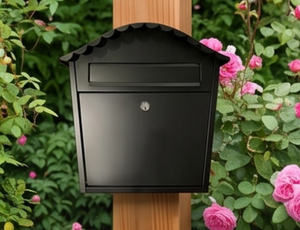 Boîte aux lettres murale artisanale en métal noir thermolaqué, étanche, avec serrure à clé et accès frontal – Solution de rangement pour courrier - Product Image 5