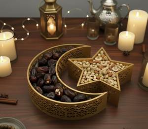 Bandeja de Servir Premium de Metal Dorado con Diseño de Luna y Estrella para Ramadán y Eid Mubarak, Plato para Frutos Secos, Centro de Mesa de Lujo, Tazón Decorativo - Product Image 1