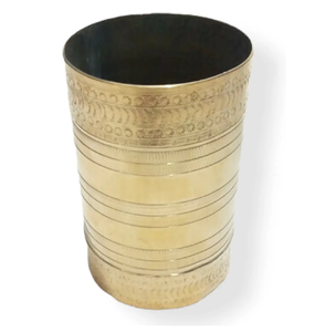 Taza Medidora de Latón Hecha a Mano de Alta Calidad para Cocina, Taza para Medir Arroz y Granos con Diseño Pulido Martillado - Product Image 6