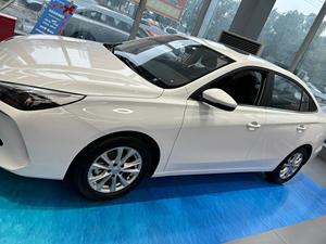 Nouvelle Voiture Roewe I5 2025 1.5L MT Confortable 4 Portes 5 Places Boîte de Vitesses Automatique Direction à Gauche Fabriquée en Chine Bon <span class=keywords><strong>Prix</strong></span> 0km en Stock - Product Image 6