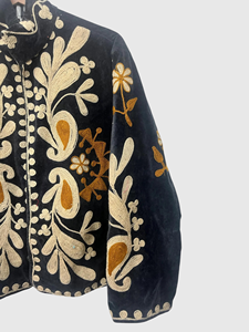 Hand Embroidered Floral Velvet Mandarin Collar Blouson Full Sleeve Plus Size Women'<b>s</b> Autumn Wear Adult Regular Length - Product Image 3