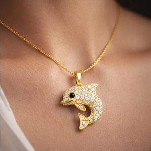 Collier tendance pour enfants en or massif 10 carats avec pendentif minimaliste dauphin en diamant naturel, idée cadeau charmante et scintillante - Product Image 2