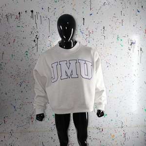 Sweat-shirt à col montant JMU ASH GREY 100% coton avec broderie appliquée blanche, col large, CLUSH SPORTS - Product Image 1