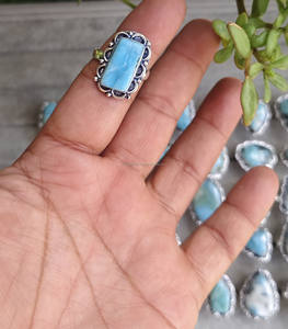 Vente en gros de bijoux en pierres précieuses de Larimar naturel Barahona dominicain bagues réglables bijoux de mode cristaux bleus en vrac pour cadeau - Product Image 4