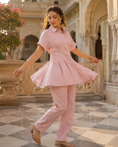 Ensemble de vêtements pour femmes de style bohème en lin, chemise à manches courtes décontractée et pantalon, ensemble 2 pièces, vêtements de détente écologiques et confortables - Product Image 1