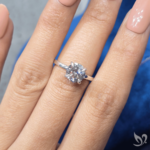 Anillo de Compromiso con Diamante Cultivado en Laboratorio, Corte Redondo de 2 Quilates, Certificado por IGI, Chapado en Oro de 10K, Halo Oculto, Anillo de Novia de Lujo - Product Image 4