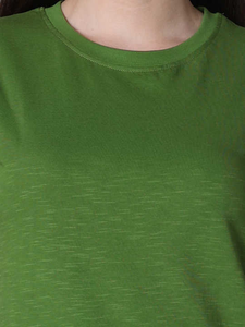 Compre Camisetas de Mujer con MOQ Bajo, Ropa Casual, Cuello Redondo, Camiseta Básica de Manga Corta, Color Verde Sólido Teñido, Camiseta con Cuello Redondo para Verano - Product Image 5