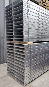 Bandejas/Conductos de Cable Ventilados/Perforados de Acero Galvanizado Industrial de 50x50 mm con Orificios Preperforados para una Instalación Rápida - Product Image 4