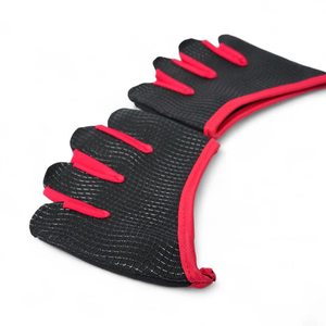 Gants de musculation demi-doigts Lifting Infinite, fitness, rouge et noir, en PU, unisexe, à enfiler - Product Image 4