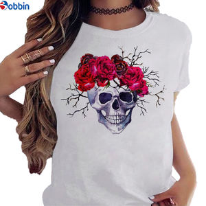 T-shirt blanc pour fille, T-shirt graphique style vintage, respirant, T-shirt d'été, imprimé rose, imprimé papillon, modèle basique - Product Image 1