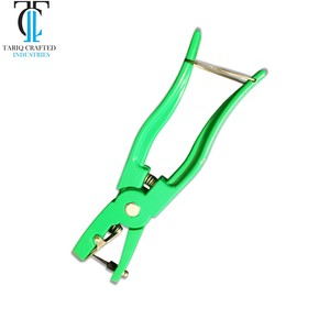 Pince à étiquettes d'oreille pour bétail durable, outil de marquage manuel, TARIQ CRAFTED INDUSTRIES - Product Image 2