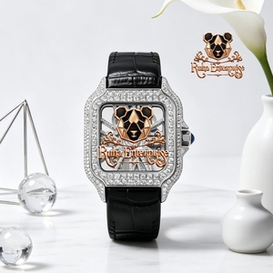 Montre à quartz haut de gamme pour femme avec un boîtier poli et un bracelet en caoutchouc flexible - Product Image 3