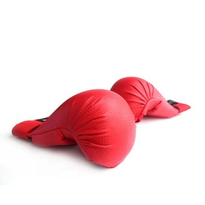 Protège-mains de karaté tendance, respirants, antidérapants, couleur rouge, pour entraînement de kickboxing, gants d'amateurs de karaté. - Product Image 5